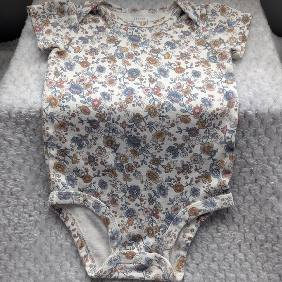 Adorable Baby Spring/Summer Bundle - Picture 7 of 7